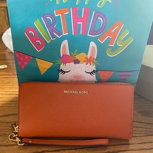 Michael Kors Continental wallet